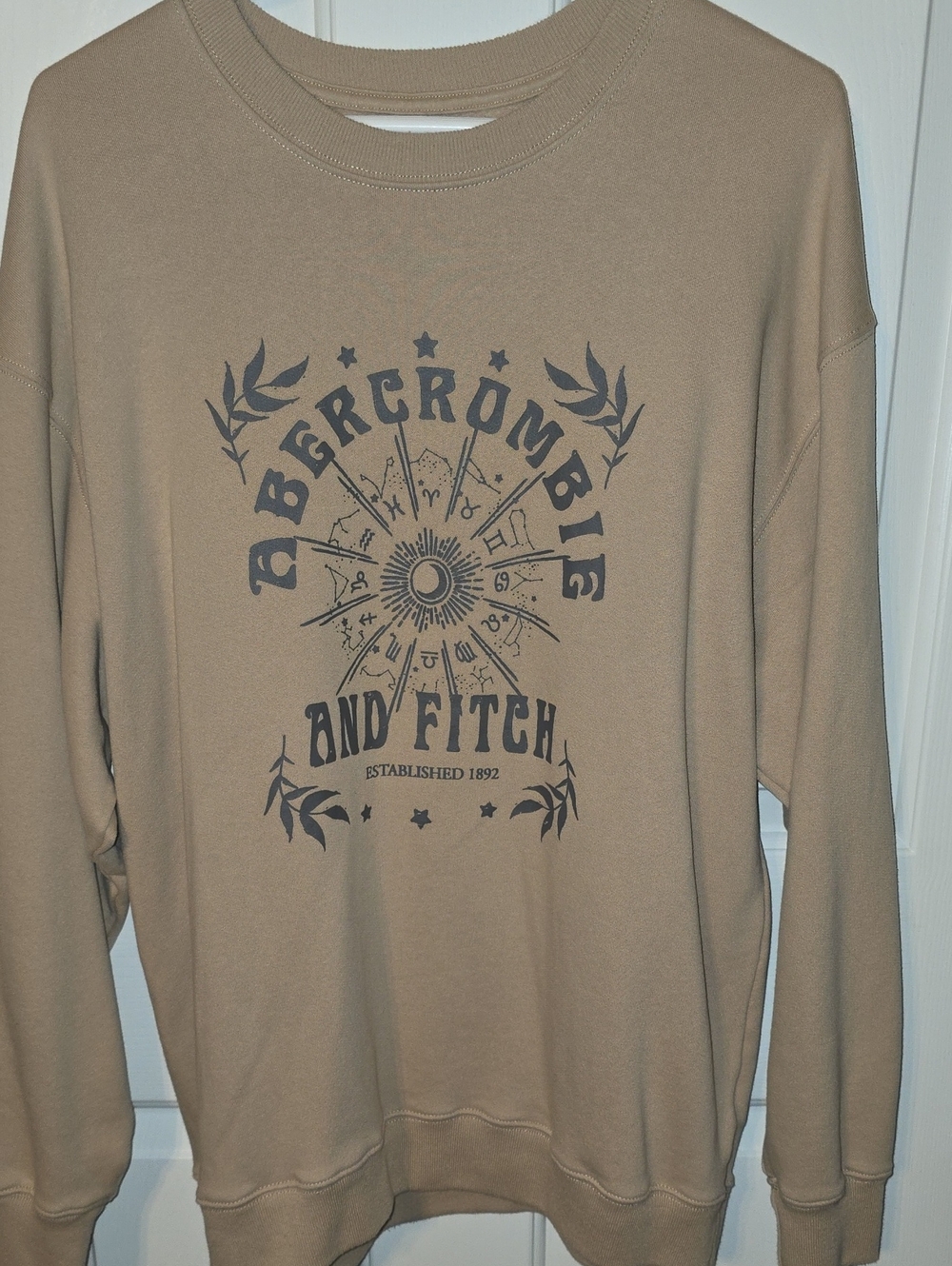 Abercrombie & Fitch Tan Crewneck Sweatshirt with Black Graphic